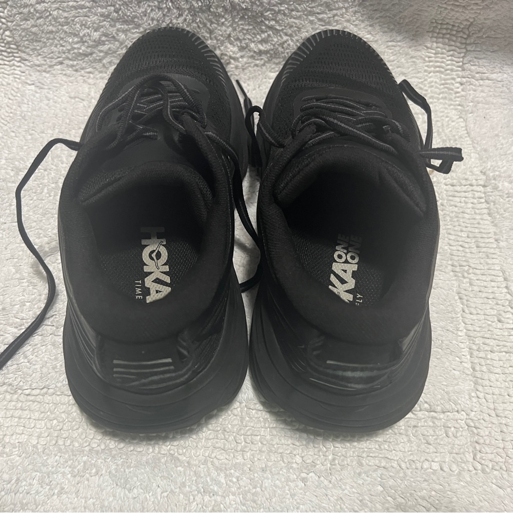 Hoka one one